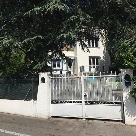 Villa Les Terrasses Dans La Nature Avec Piscine A 2 Pas De Lyon, Metro A 15Mn A Pied Pour Lyon Centre En 10Mn Ou Bus A 300M Pour Lyon Centre Oullins Exteriér fotografie